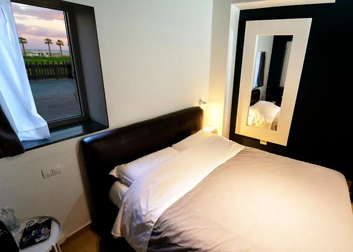 Bed & Breakfast La Palma Del Sol-parcheggio Privato Interno Barletta